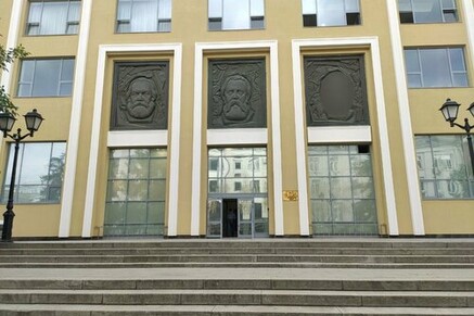 изготовили фасадные элементы для здания архива в москве